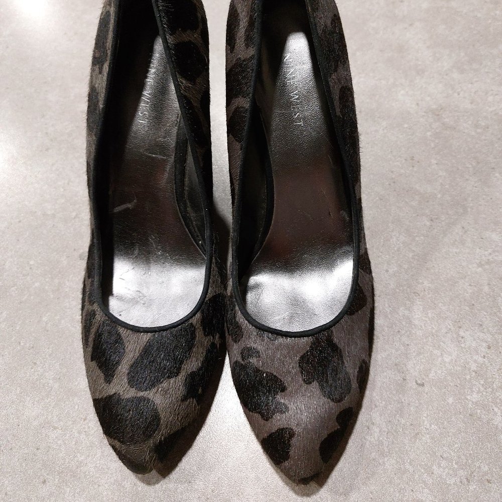 NINE WEST Women's Leopard Calf Hair Print Wedge - Grey & Black - Size 8M - Picture 11 of 11